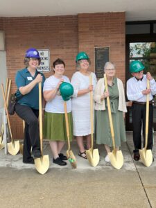 Members of library staff, FEH design and Library President and Vice President pictured at Groundbreaking ceremony.