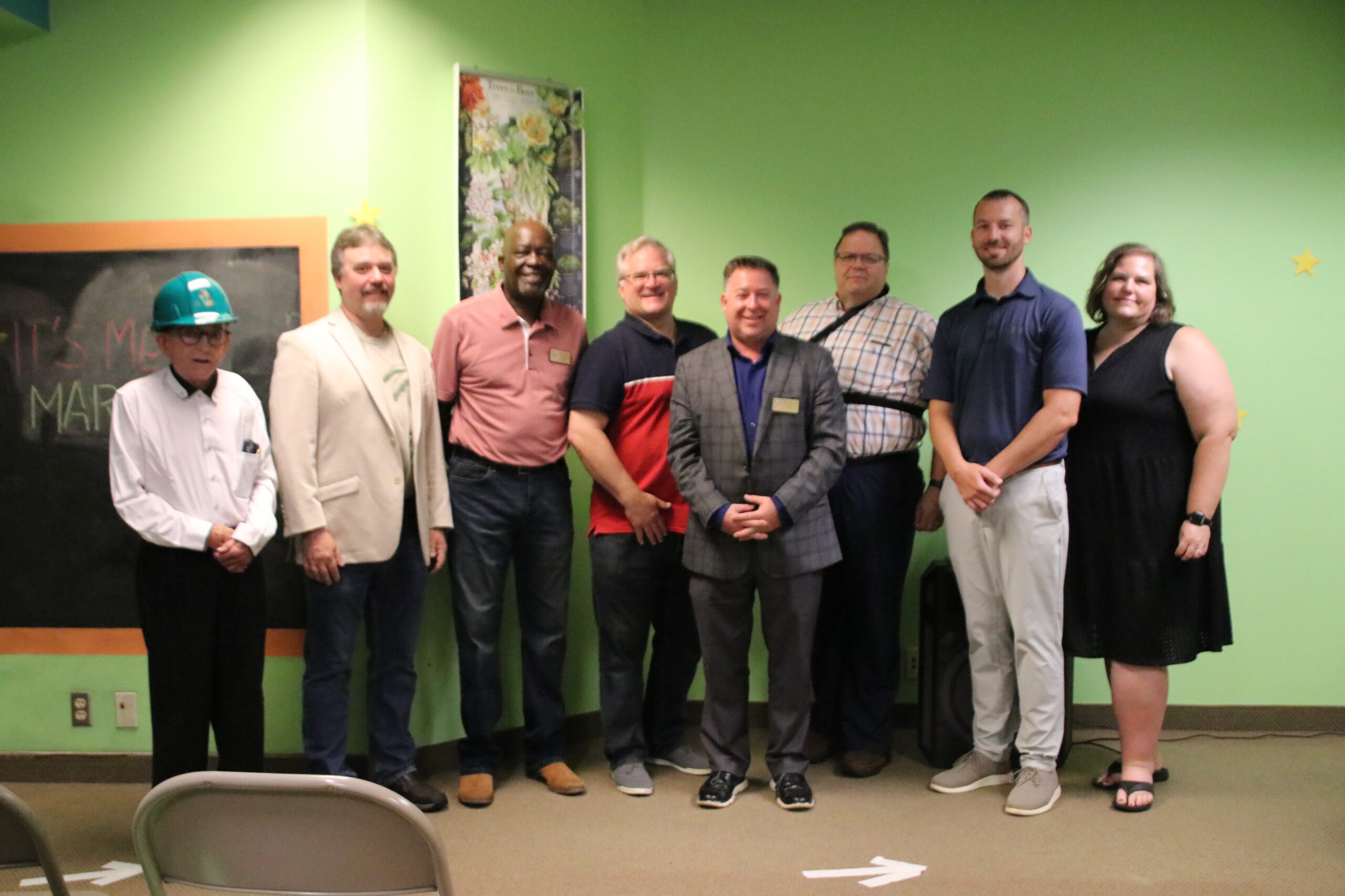 Various City and library officials with Mayor and Walworth County Administrator.